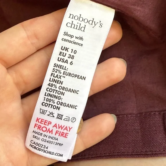 Linen suit. Size 6. Brand new. 

Burgundy color - Picture 4 of 7